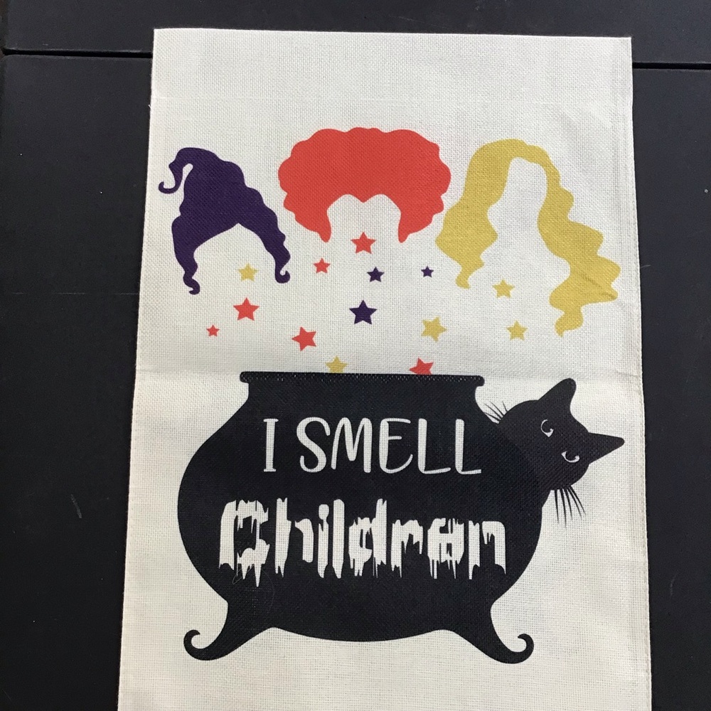 Hocus Pocus Burlap Sanderson Sisters Witches Black Cat Halloween Garden Flag NWT